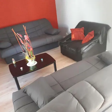 Valon Apartment Mirecourt